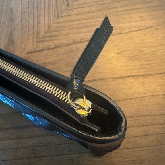 Yves Saint Laurent Autre Marque Black Patent Leather Clutch Bag - Picture 2 of 12